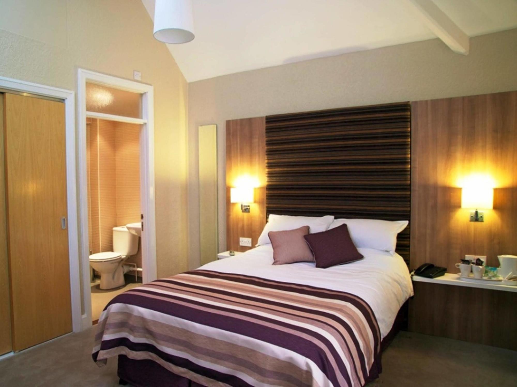 Отель Hillscourt Barnt Green Экстерьер фото